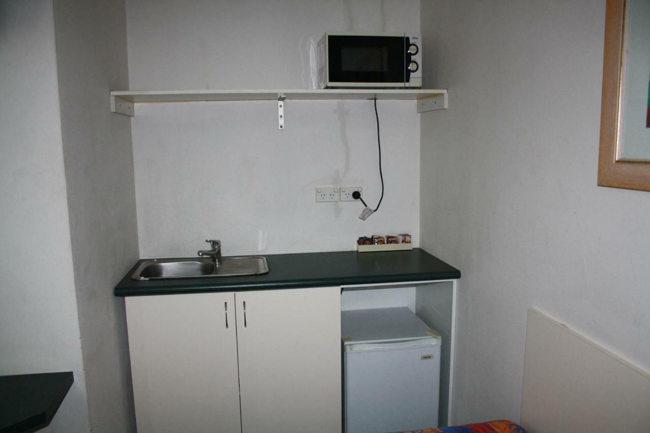 Linwood Lodge Motel Sidney Dış mekan fotoğraf