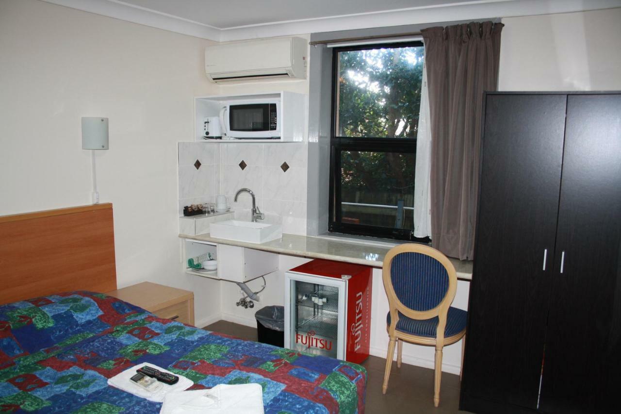 Linwood Lodge Motel Sidney Dış mekan fotoğraf