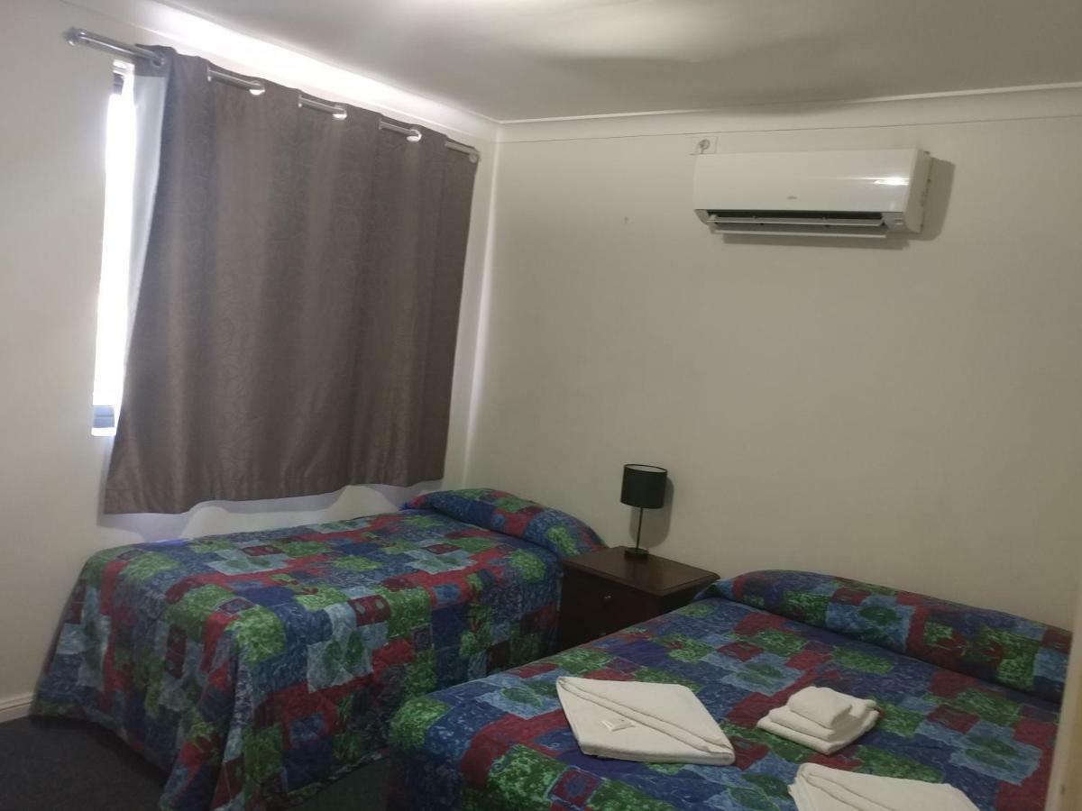 Linwood Lodge Motel Sidney Dış mekan fotoğraf